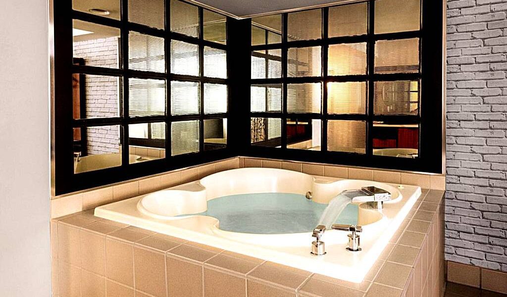 Modern new Jacuzzis in the newly built spa suites inside New York, New York