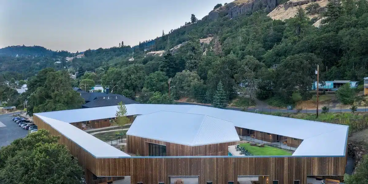 society hotel bingen wa cabins surround the spa